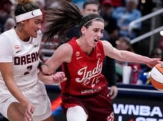 A estrela quente Caitlin Clark jogará esta noite contra o Sparks
