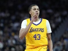Cameron Carr, do Lakers, causou uma forte primeira impressão na liga de verão