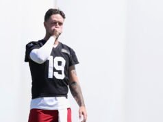 Cardinals e QB Carson Beck concordam com os termos