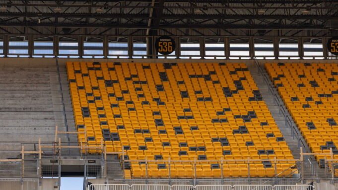Cerca de 18.000 assentos adicionais serão substituídos no Acrisure Stadium Cerca de 18.000 assentos adicionais serão substituídos no Acrisure Stadium