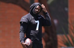 Teoricamente, os Cardinals não têm uma competição de quarterbacks (mas talvez tenham).