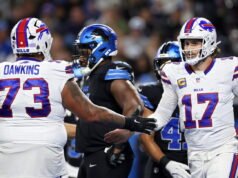 Dion Dawkins: Josh é Josh, mas todo mundo precisa melhorar