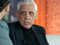 O proposto proprietário dos Seahawks, Vinod Khosla, briga com Elon Musk nas redes sociais