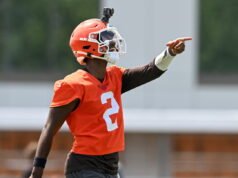 Shedeur Sanders: Não estou satisfeito em apenas estar em um time, estou tentando ser um dos melhores