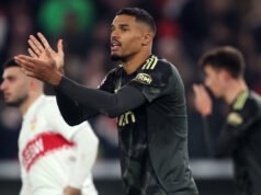 A Lazio progrediu rapidamente nas negociações sobre Doekhi, considerando contratar dois zagueiros