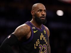 LeBron James deixa a NBA em suspense, que não está montando sua agenda porque não sabe onde o craque vai jogar