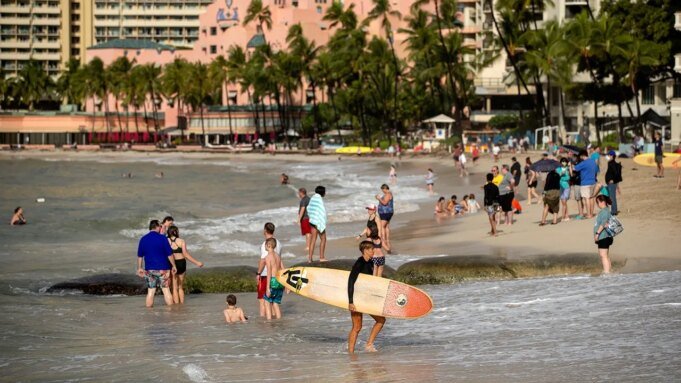 Irmão de Tulsi Gabbard acusado de aliciamento infantil em Honolulu Irmão de Tulsi Gabbard acusado de aliciamento infantil em Honolulu