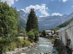 Entrevista com três mochileiros italianos que cruzaram os Pirenéus e acidentalmente toparam no Tour de France