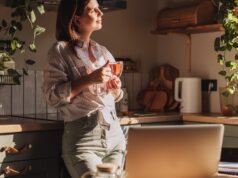 Quatro mudanças no orçamento para transformar a área da sua cozinha em um ótimo ambiente para cozinhar