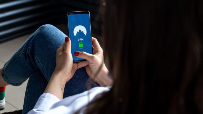 Alcançando mais rápido e mais longe – NordVPN silenciosamente traz seus servidores ofuscados para um protocolo anticensura interno. Alcançando mais rápido e mais longe – NordVPN silenciosamente traz seus servidores ofuscados para um protocolo anticensura interno.
