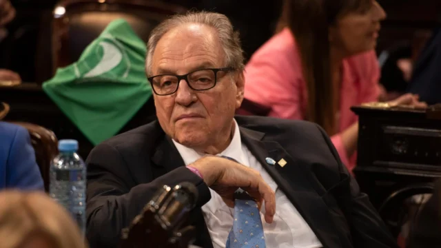 A análise de risco país de Carlos Heller e o “terror” semeado pelo governo em 2025 A análise de risco país de Carlos Heller e o “terror” semeado pelo governo em 2025