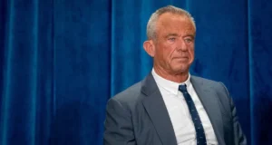 Os destransicionistas revelam como os médicos os levaram a um tratamento que mudou suas vidas quando adolescentes Robert F. Kennedy Jr.