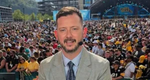 Analista da NFL quebra braço após acidente de carro NFL analyst dealt legal blow over car crash that cost him his arm