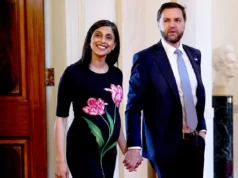 Os ‘grandes arrependimentos’ de uma década de Vance ressurge quando o golpe de El-Sayed na segunda-dama volta para mordê-lo Vance's decade-old ‘great regrets’ resurfaces as El-Sayed’s jab at second lady comes back to bite him