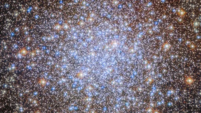 Estrelas antigas brilham em um lustre celestial | Foto do dia do espaço de 21 de agosto de 2026