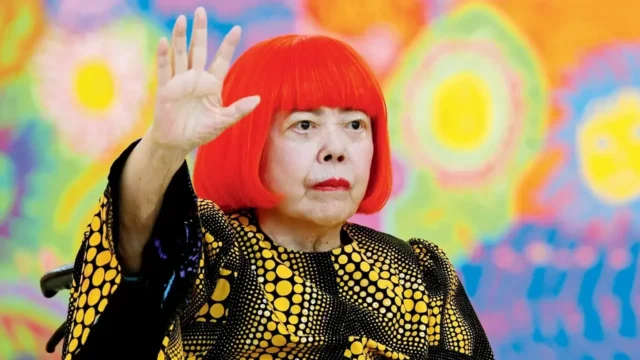 Yayoi Kusama, icônico artista de vanguarda japonês, morre aos 97 anos Yayoi Kusama, icônico artista de vanguarda japonês, morre aos 97 anos