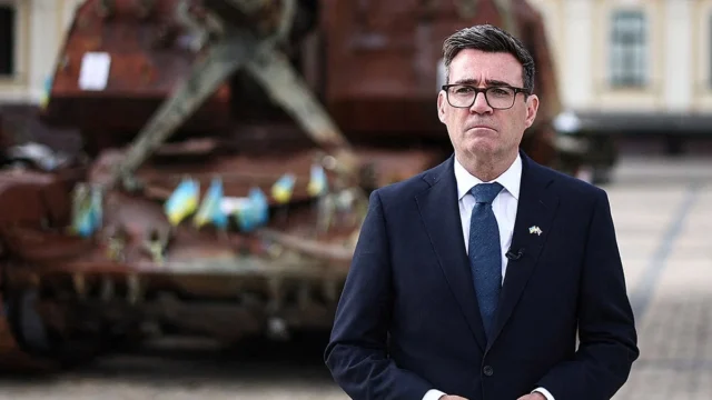 Rússia ameaça atacar alvos militares do Reino Unido, com “consequências catastróficas” para a Ucrânia Rússia ameaça atacar alvos militares do Reino Unido, com “consequências catastróficas” para a Ucrânia