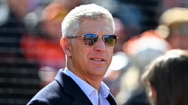 Mais sete executivos da MLB poderiam se juntar a Dana Brown dos Astros em pontos importantes Mais sete executivos da MLB poderiam se juntar a Dana Brown dos Astros em pontos importantes
