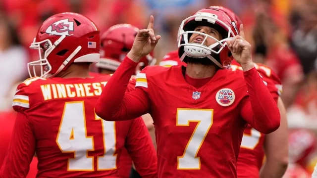 O field goal de 69 jardas de Harrison Butker demonstra a mais recente grande controvérsia de pontuação da NFL O field goal de 69 jardas de Harrison Butker demonstra a mais recente grande controvérsia de pontuação da NFL