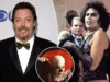 Tim Curry explodiu na tela – e era um verdadeiro e definitivo ator cult Tim Curry exploded off the screen — and was a true, ultimate cult actor