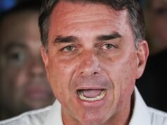 Flavio Bolsonaro desembarca em Miami após fugir do Brasil após derrota eleitoral | Notícias do mundo