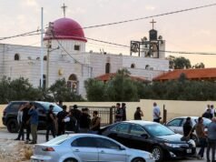 Homens armados matam pelo menos 7 pessoas em funeral em igreja ortodoxa grega na Jordânia