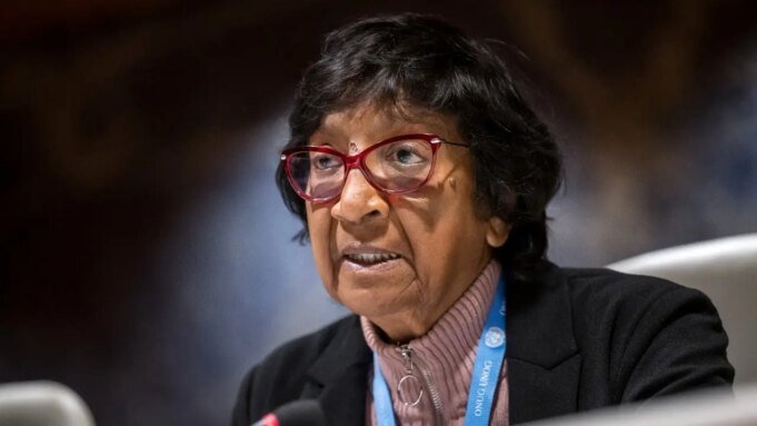 Navi Pillai ganhou o Prêmio Nobel da Paz por promover o direito internacional Navi Pillai ganhou o Prêmio Nobel da Paz por promover o direito internacional