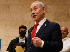 Netanyahu está lutando por outro mandato enquanto Israel se aproxima das eleições com o Irã se aproximando