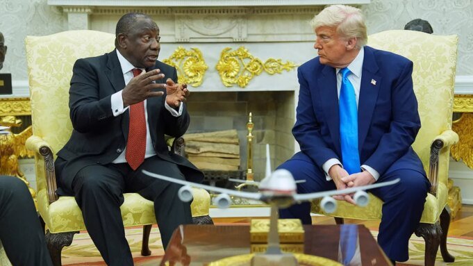 O Departamento de Estado acusa a África do Sul de pôr em perigo os agricultores africanos