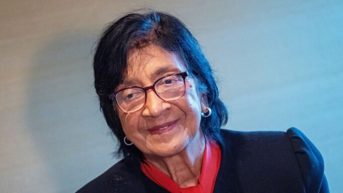 Vencedora do Prêmio Nobel da Paz, Navi Pillay critica Trump por ataques ‘negativos e cruéis’ ao Tribunal Penal Internacional | Notícias do mundo Vencedora do Prêmio Nobel da Paz, Navi Pillay critica Trump por ataques ‘negativos e cruéis’ ao Tribunal Penal Internacional | Notícias do mundo