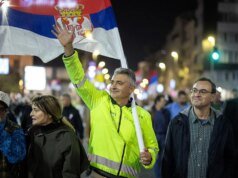 Vucic reconheceu a vitória da oposição liderada pelos estudantes nas eleições da Sérvia