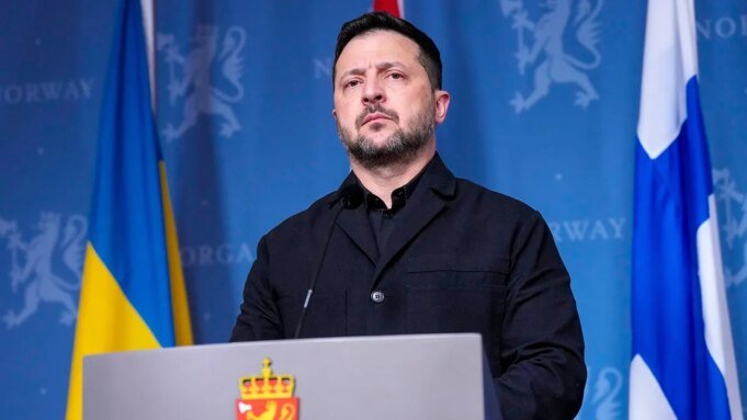 Zelensky diz que está pronto para congelar as linhas de frente para acabar com a guerra na Ucrânia Zelensky diz que está pronto para congelar as linhas de frente para acabar com a guerra na Ucrânia